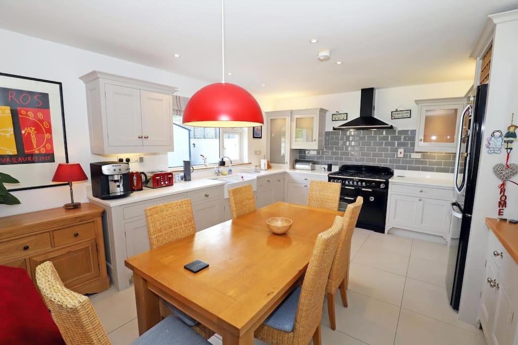 Luxury Detached Home Close To Strangford Lough Killinchy Exterior photo